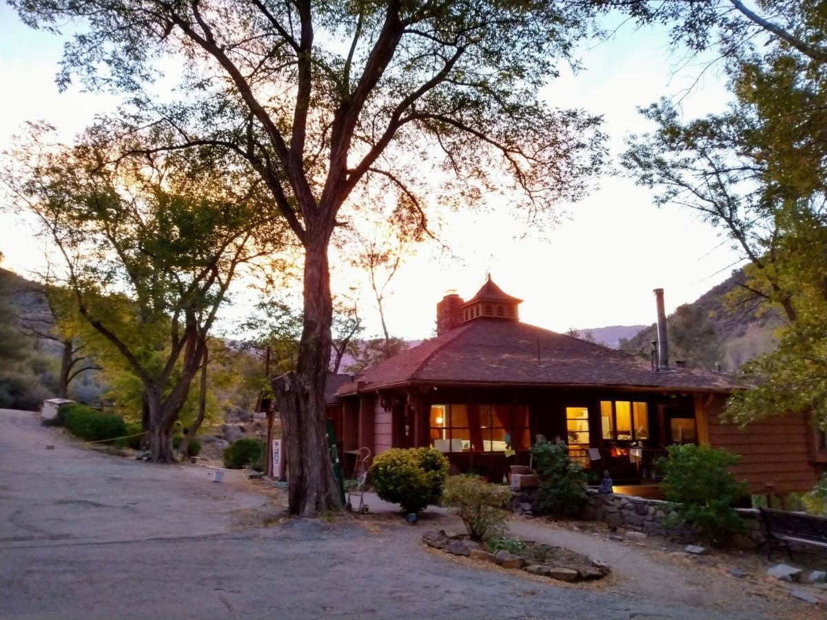 Quiet Mind Lodge, Spa & Retreat Sequoias 컨빌 외부 사진