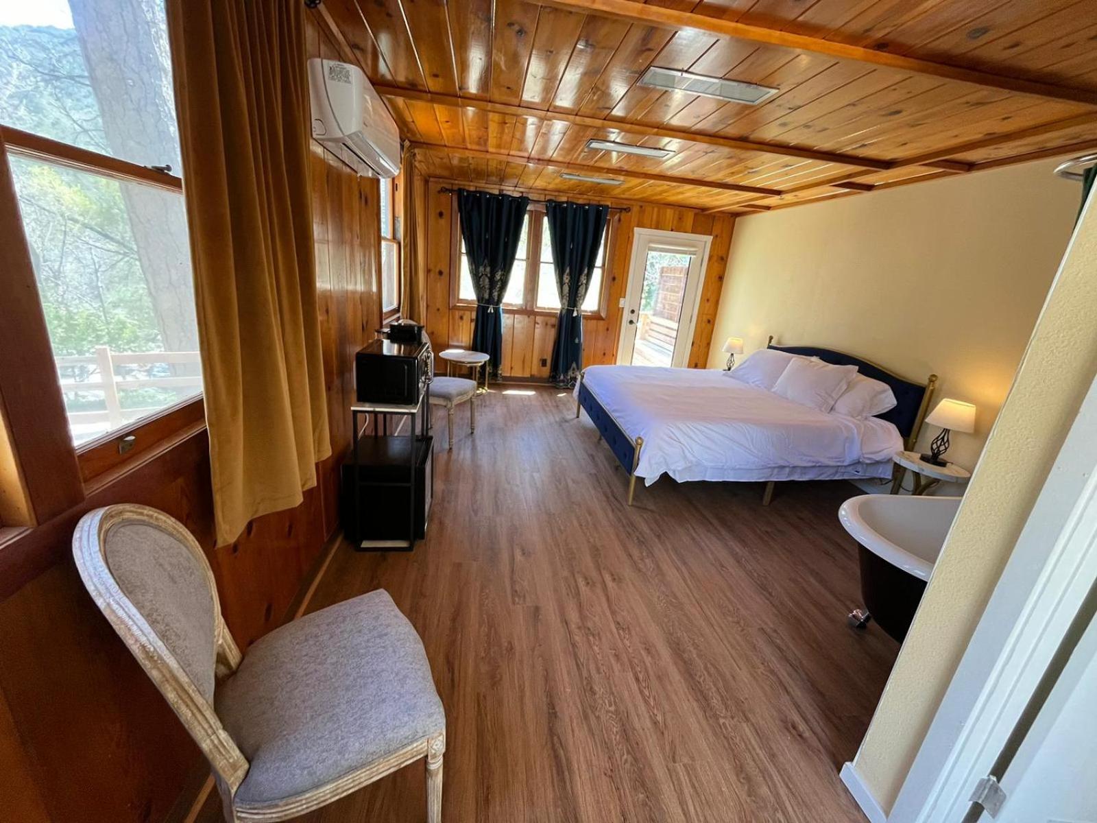 Quiet Mind Lodge, Spa & Retreat Sequoias 컨빌 외부 사진