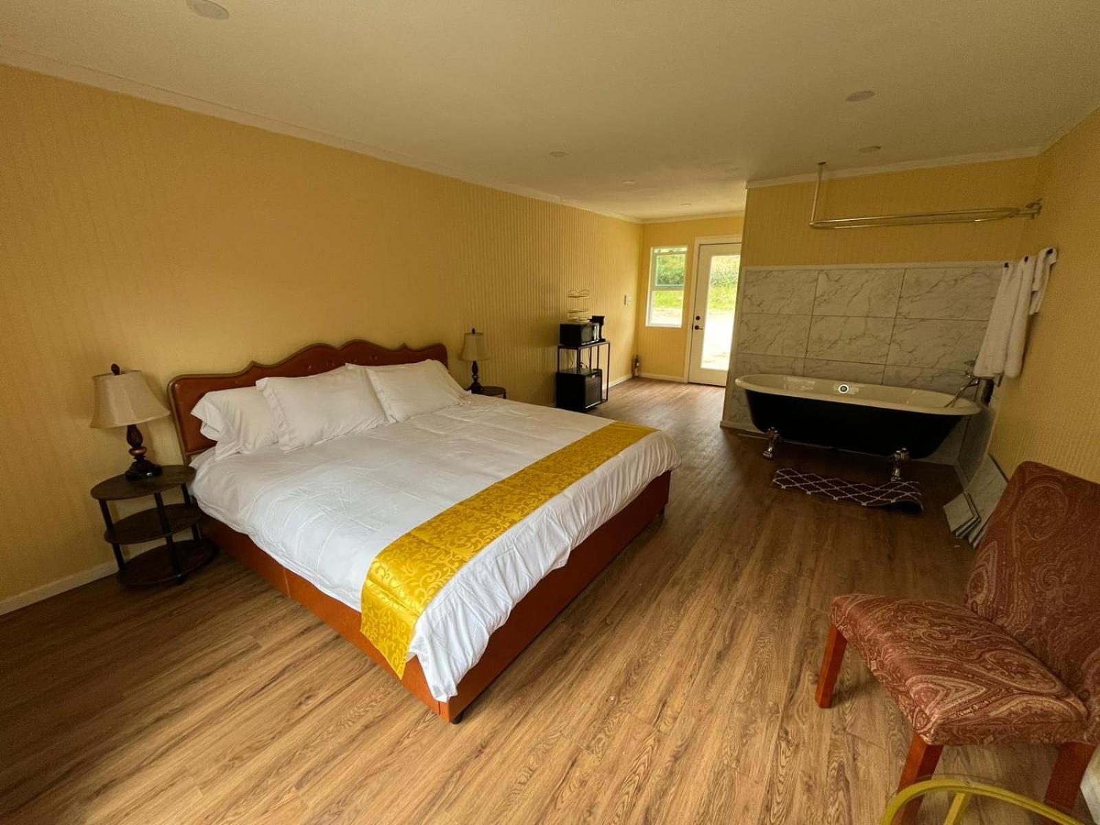 Quiet Mind Lodge, Spa & Retreat Sequoias 컨빌 외부 사진